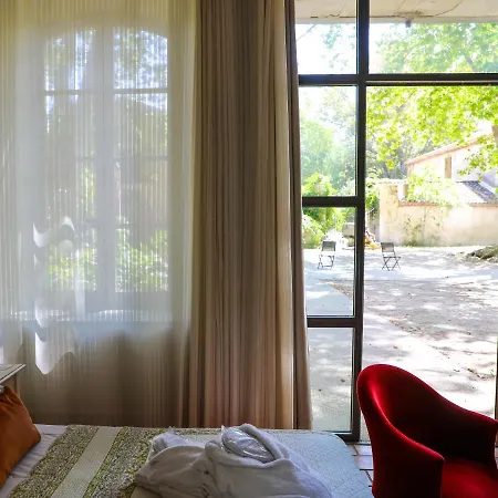 Chateau De Roussan Hotel 4*